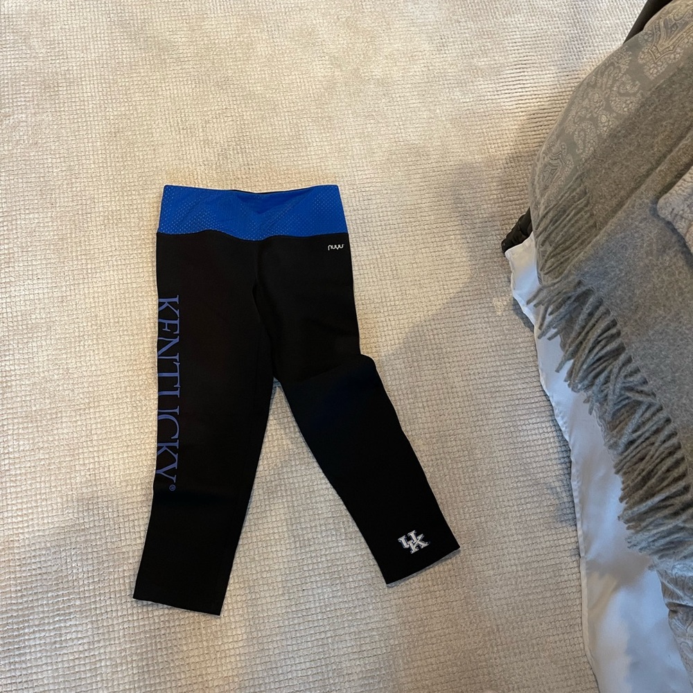University of Kentucky capri leggings